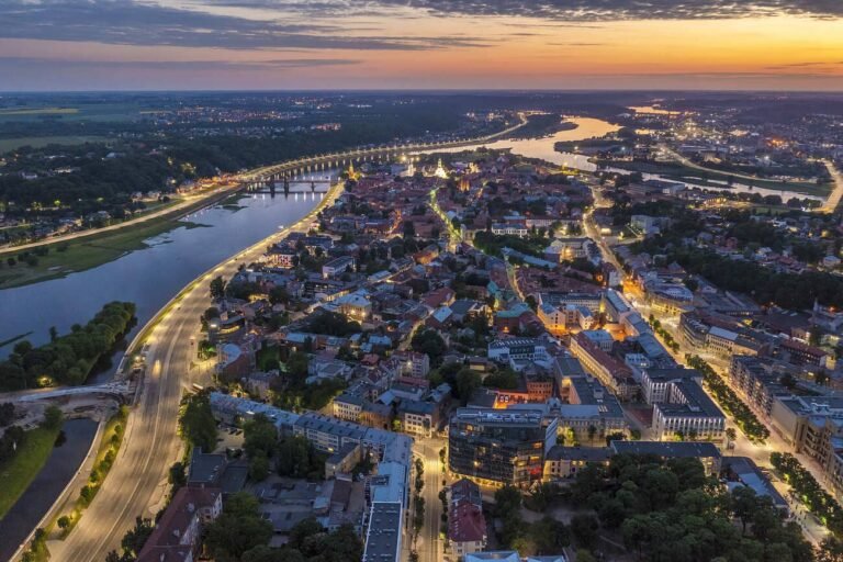 vilnius naktį iš paukščio skrydžio